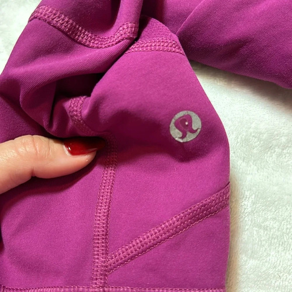 Lululemon Pace rival crop size 6 - Picture 2 of 14